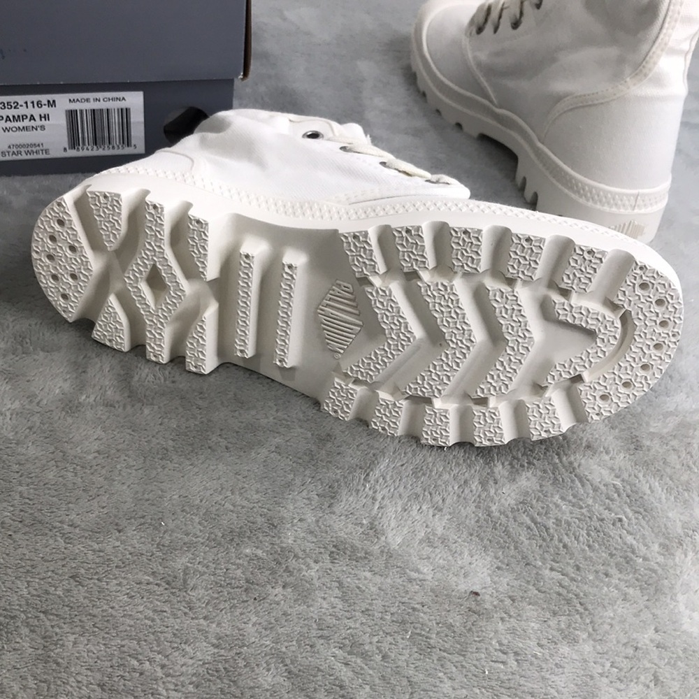 Palladium Women's Pampa Hi Star White Boots New in Box - Picture 10 of 15